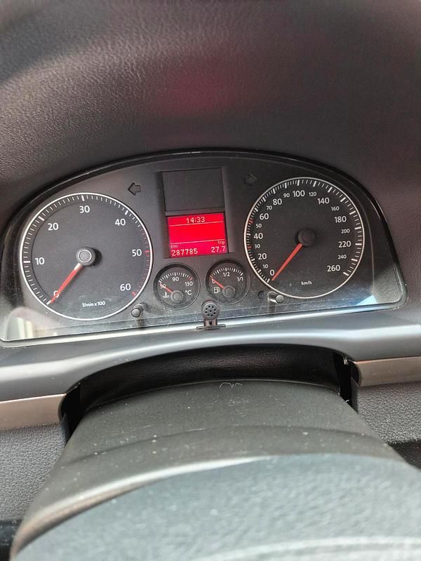 Gebraucht VW Touran Cross 105 PS (77 kW) 2007 Schwarz Van / Kleinbus