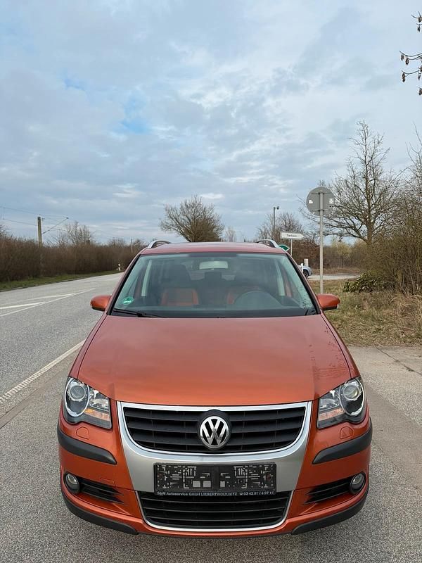 Gebraucht VW Touran 140 PS (102 kW) 2007 Orange Van / Kleinbus