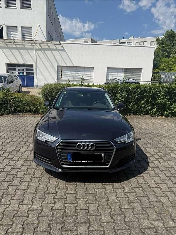 Second-hand Audi A4 Basis 190 CP (139 kW) 2016 Albastru Break