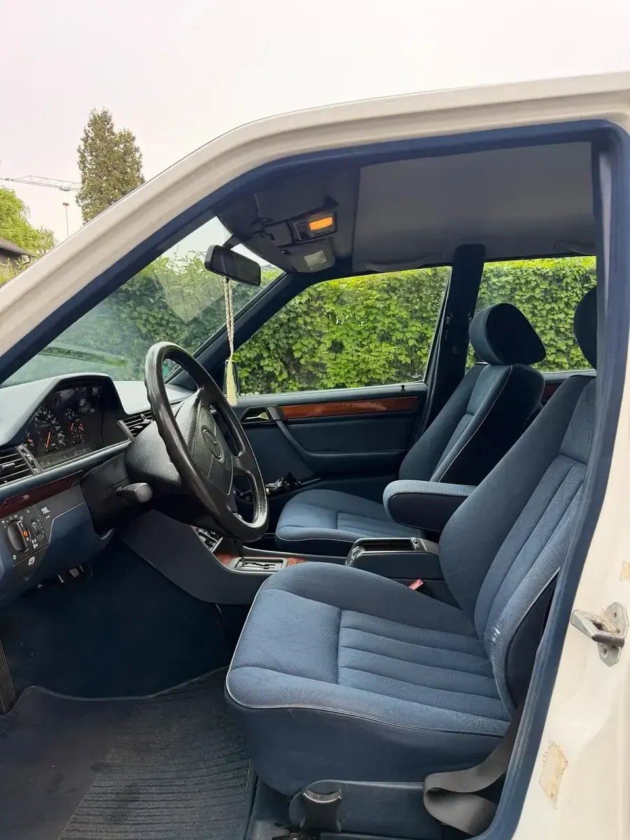 Brugt Mercedes E280 1994 Hvid Sedan