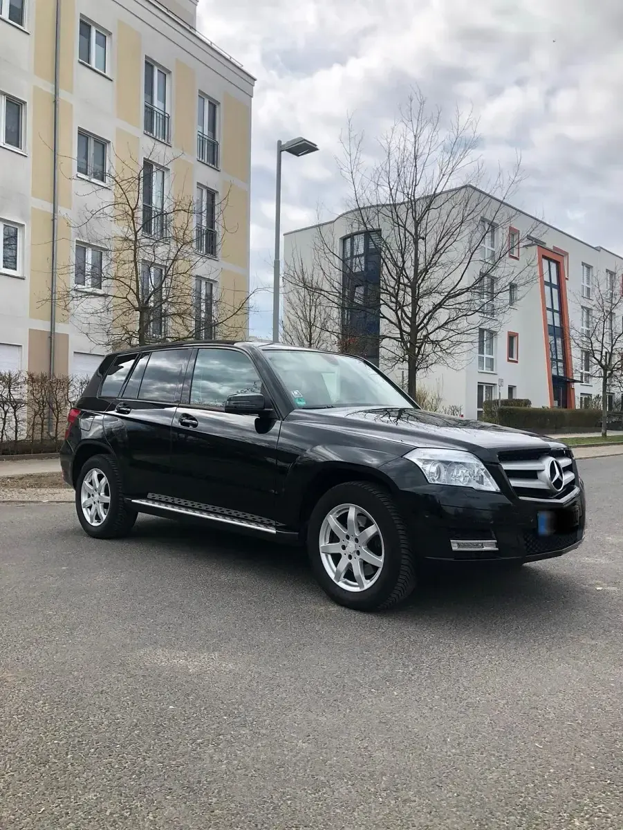 Gebraucht Mercedes GLK350 231 PS (169 kW) 2011 Schwarz SUV