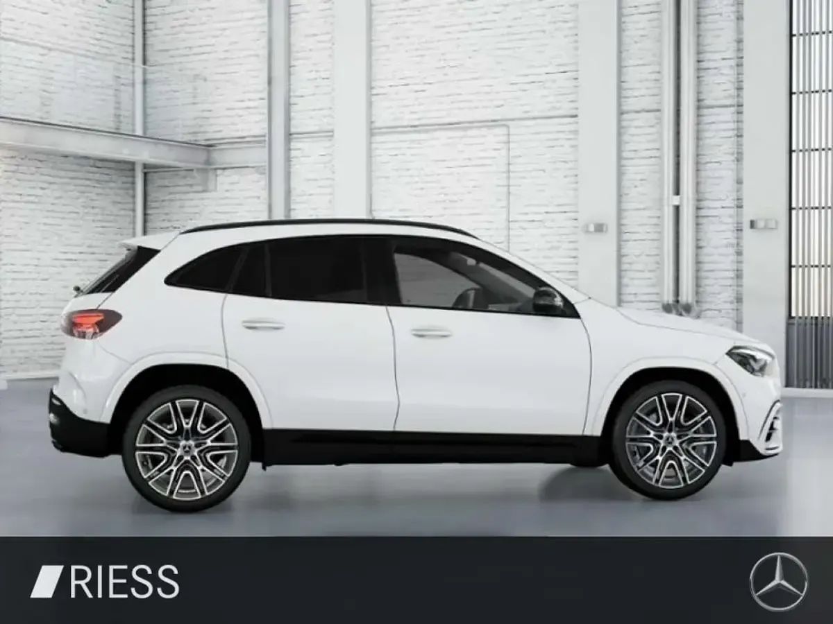 Gebraucht Mercedes GLA200 AMG 150 PS (110 kW) 2025 Unilack polarweiß SUV