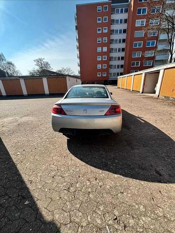 Gebraucht Peugeot 407 Coupe 204 PS (150 kW) 2006 Silber Coupé