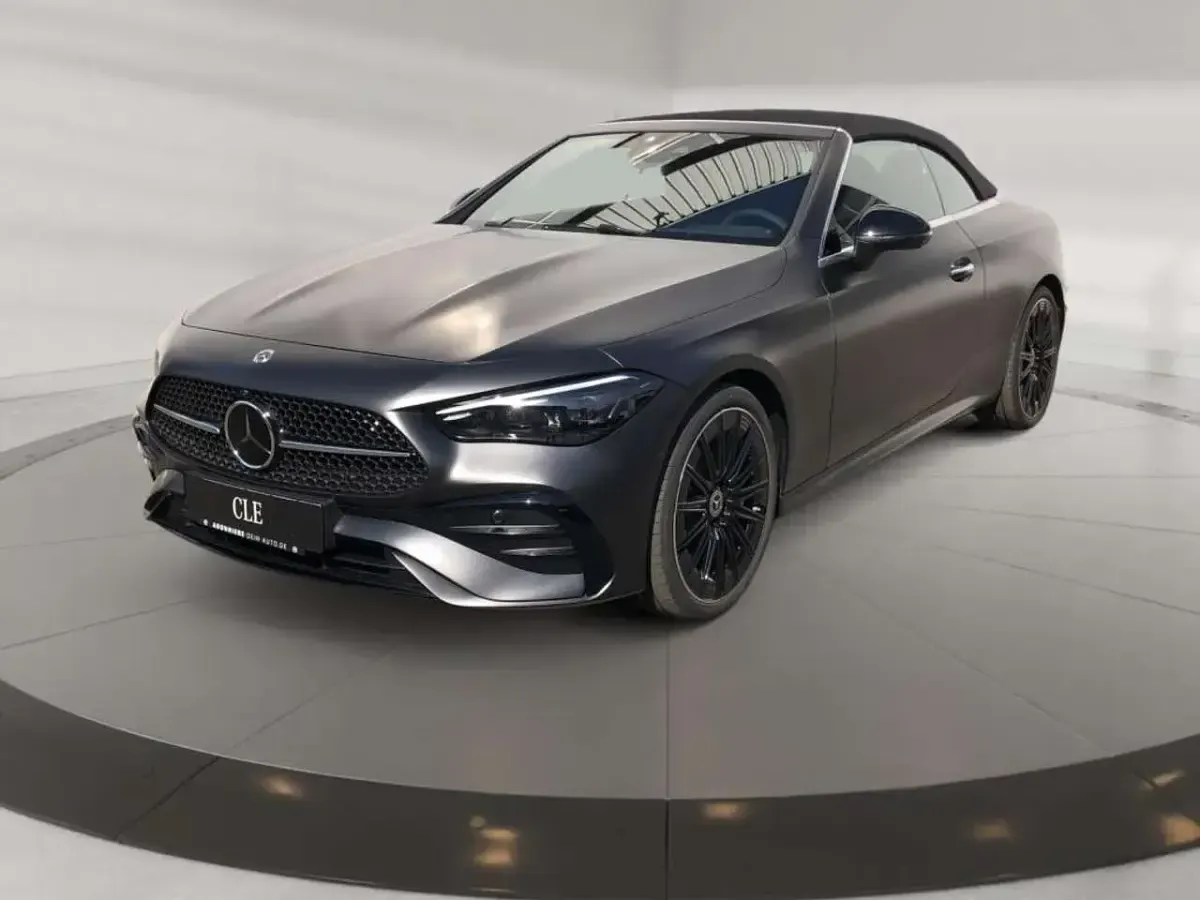 Gebraucht Mercedes CLE450 AMG Line Premium Plus 381 PS (280 kW) 2024 Grau manufaktur magno lack man Cabrio