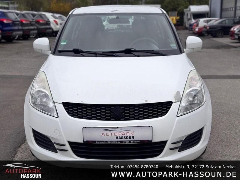 Second-hand Suzuki Swift Basic 94 CP (69 kW) 2011 Alb Hatchback