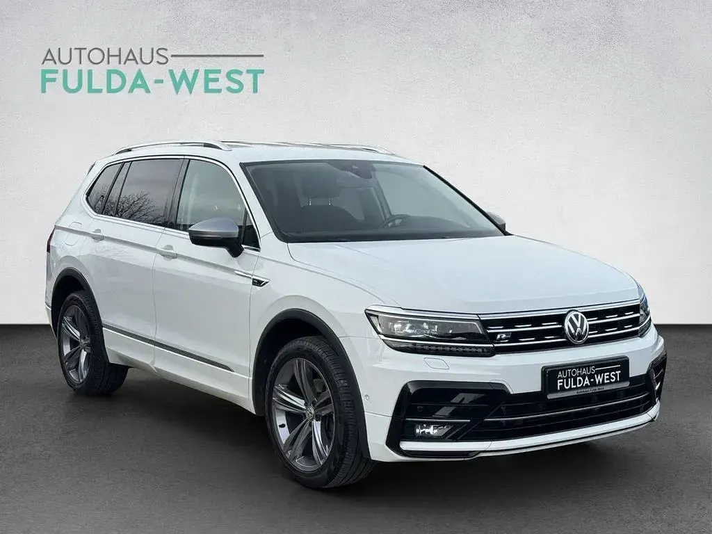 Gebraucht VW Tiguan Allspace R-line 150 PS (110 kW) 2019 Weiß SUV