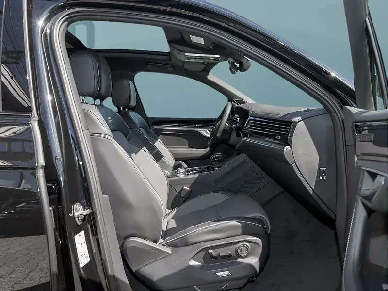 Gebraucht VW Touareg 286 PS (210 kW) 2025 Schwarz SUV