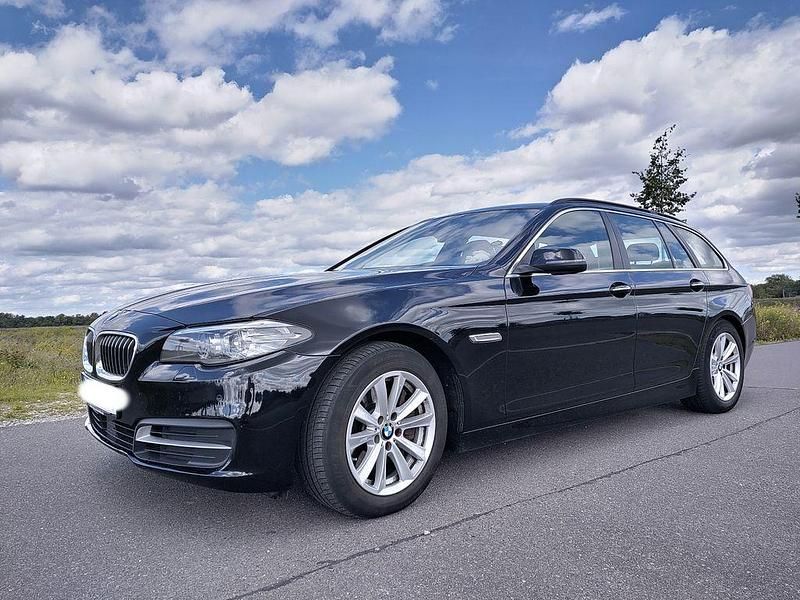 Schwarz Gebraucht 2016 BMW 530 Kombi | 14.999 € (Guter Preis) - Bild 1/4