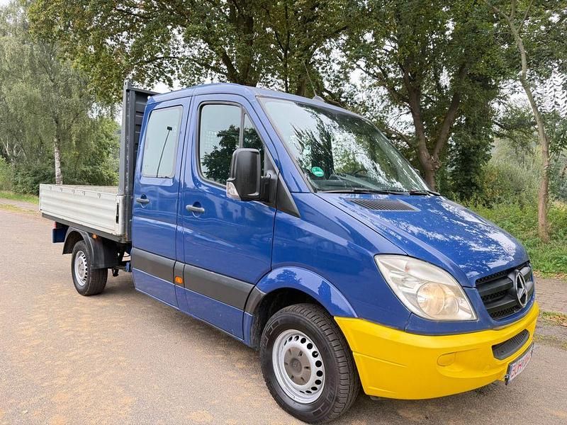 Gebraucht Mercedes Sprinter 129 PS (94 kW) 2008 Blau Van
