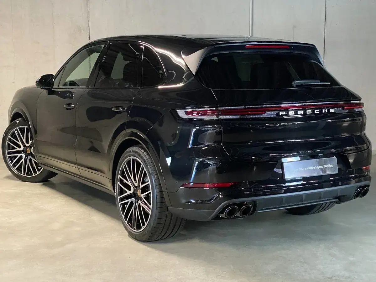 Neu Porsche Cayenne S 475 PS (349 kW) 2026 Chromitschwarzmetallic SUV