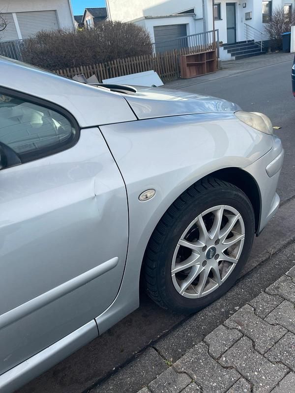 Gebraucht Peugeot 307 CC 136 PS (100 kW) 2006 Silber Cabrio