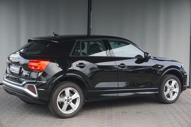 Gebraucht Audi Q2 S-Line 150 PS (110 kW) 2025 Mythosschwarz metallic SUV