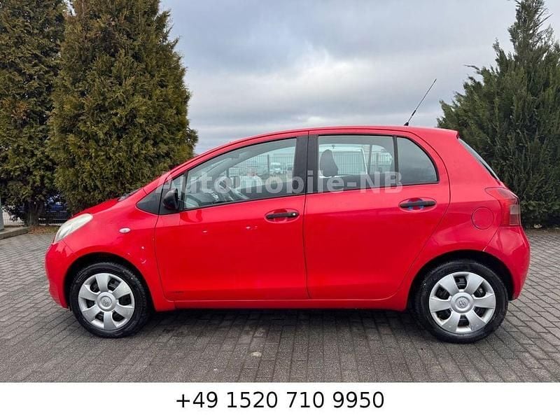 Gebraucht Toyota Yaris Cool 69 PS (50 kW) 2008 Rot Kleinwagen