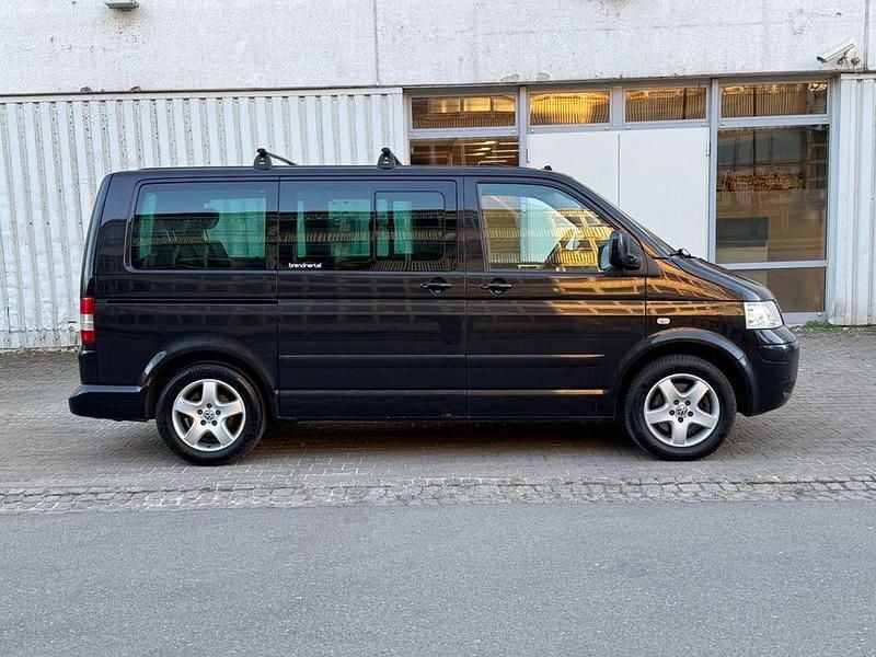 Używany VW T5 Highline 174 KM (127 kW) 2008 Czarny Van