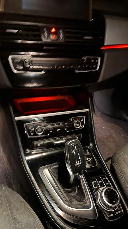 Gebraucht BMW 220 190 PS (139 kW) 2019 Schwarz Van / Kleinbus