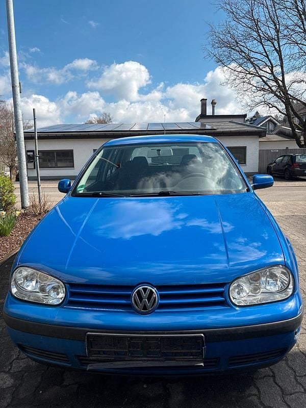 Gebraucht VW Golf IV 100 PS (73 kW) 1999 Blau Kleinwagen