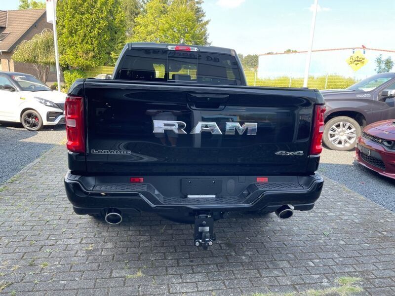 Gebraucht Dodge Ram 420 PS (308 kW) 2024 Diamond black Pickup