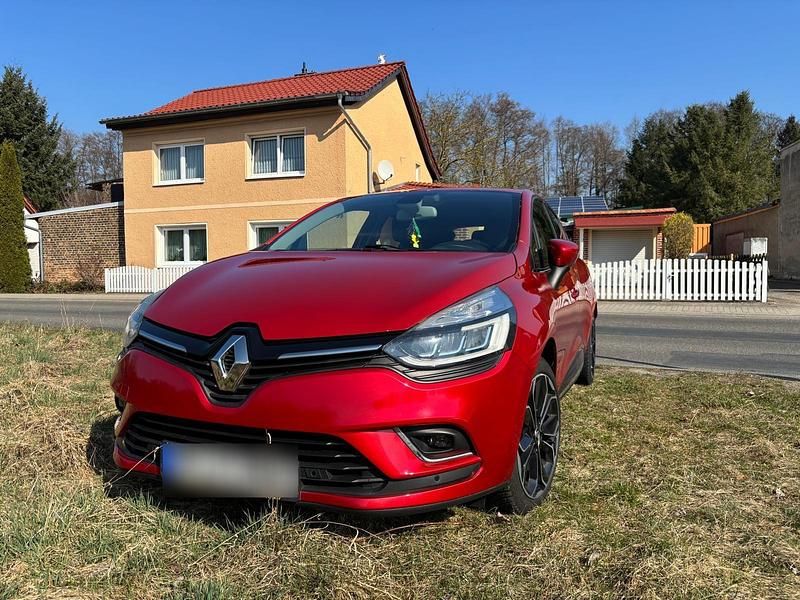 Gebraucht Renault Clio IV 118 PS (86 kW) 2017 Rot Kleinwagen