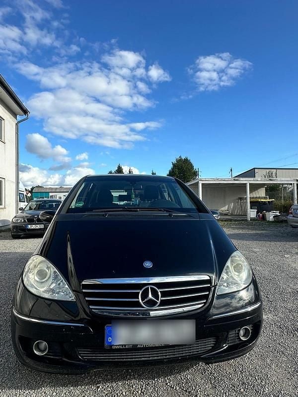 Schwarz Gebraucht 2005 Mercedes A170 Avantgarde Kleinwagen | 800 € (Superpreis) - Bild 1/4