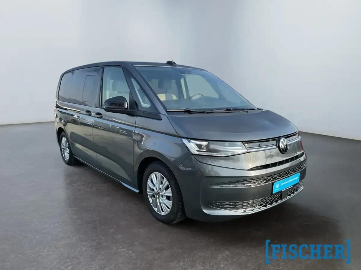 Gebraucht VW Multivan Life 150 PS (110 kW) 2025 Van / Kleinbus
