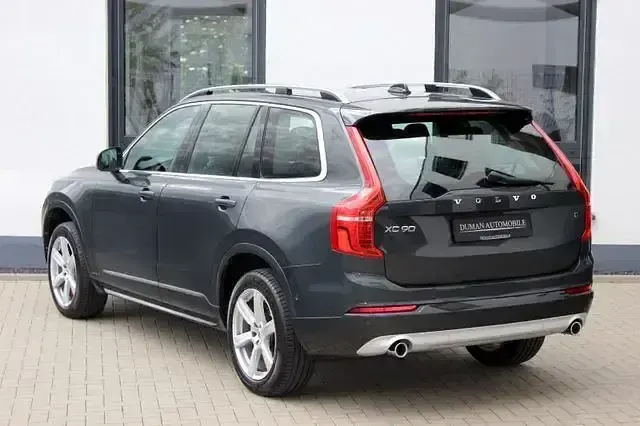 Gebraucht Volvo XC90 Momentum 235 PS (172 kW) 2016 Grau SUV
