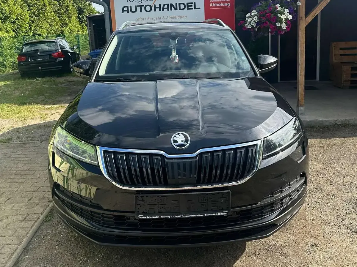 Gebraucht Skoda Karoq Soleil 150 PS (110 kW) 2019 Schwarzmagic perleffekt SUV