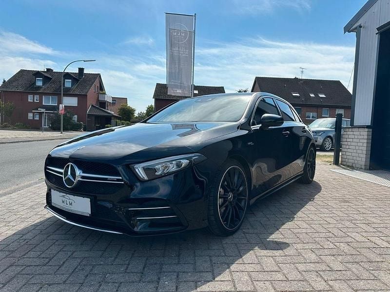 Schwarz Gebraucht 2019 Mercedes A35 AMG AMG Limousine | 31.990 € (Superpreis) - Bild 1/4
