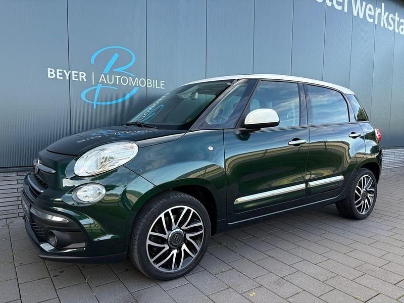Grün Gebraucht 2018 Fiat 500L Lounge Van / Kleinbus | 12.950 € (Etwas zu teuer) - Bild 1/4