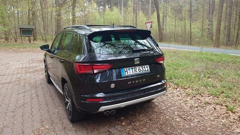Second-hand Seat Ateca FR 150 CP (110 kW) 2019 Negru SUV