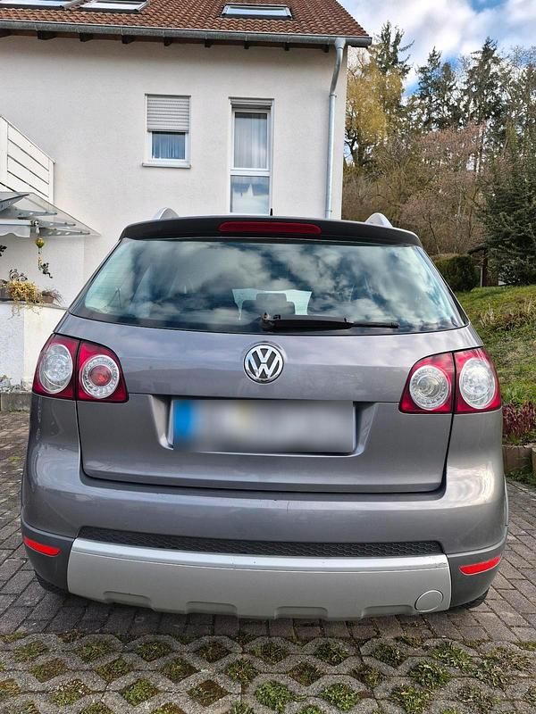 Second-hand VW Golf 140 CP (102 kW) 2007 Gri SUV