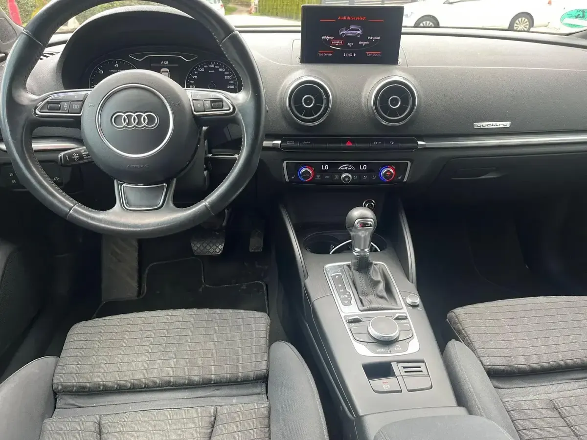 Używany Audi A3 184 KM (135 kW) 2013 Czerwony Hatchback