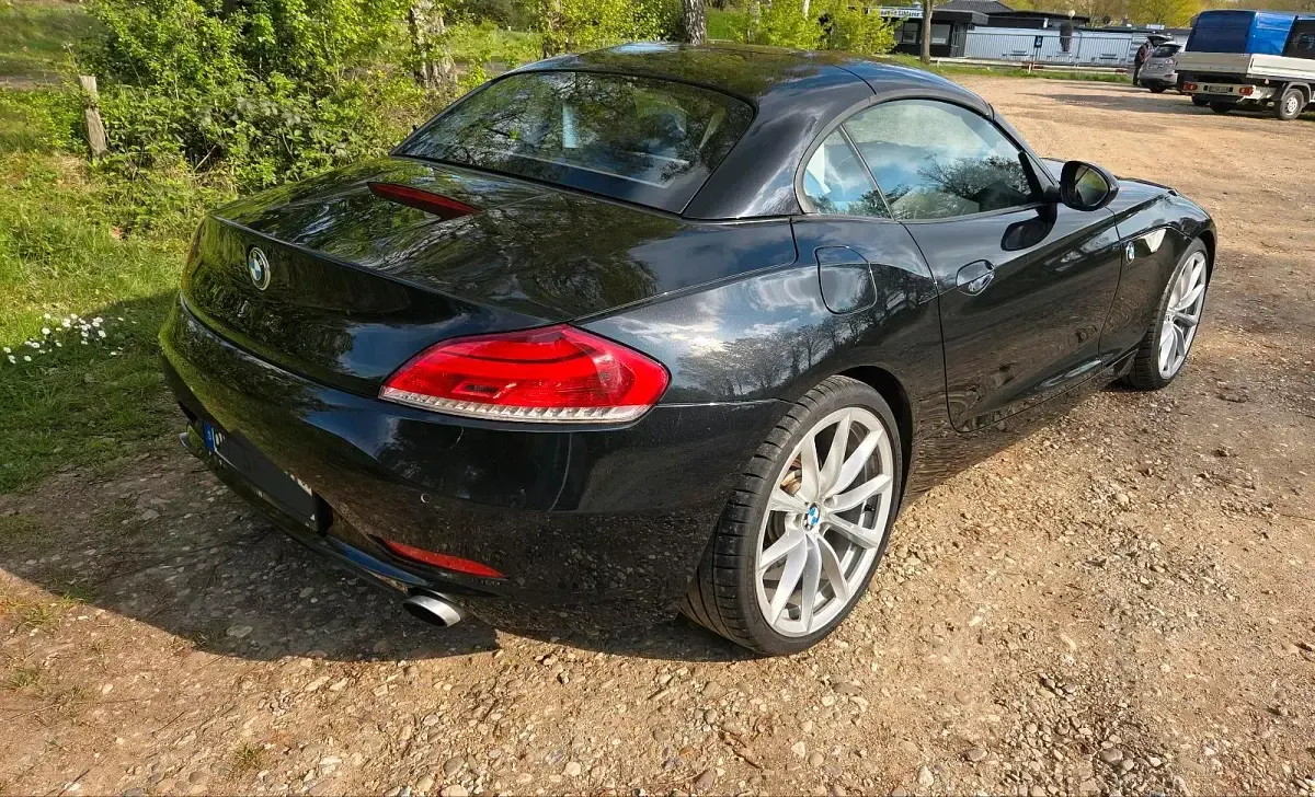 Gebraucht BMW Z4 Performance 306 PS (225 kW) 2009 Schwarz Cabrio