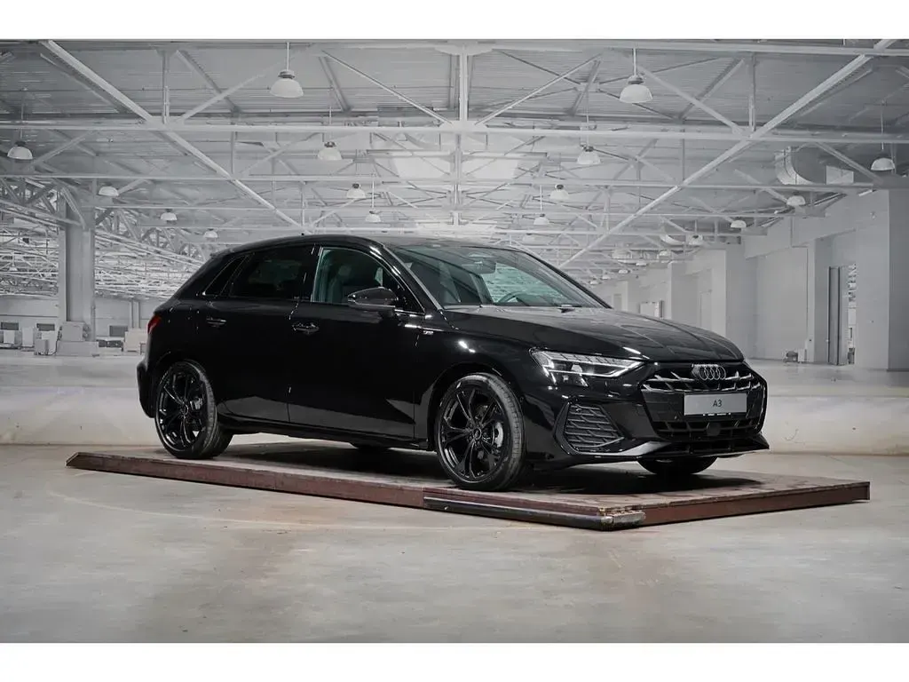 Neu Audi A3 S-Line 150 PS (110 kW) 2026 Mythosschwarz metallic Limousine