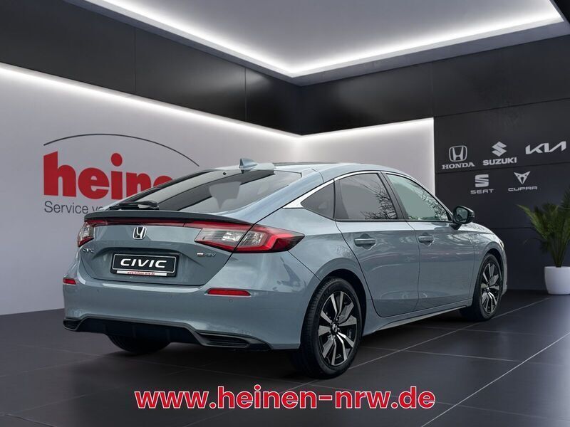 Gebraucht Honda Civic Elegance 184 PS (135 kW) 2024 Grau Limousine