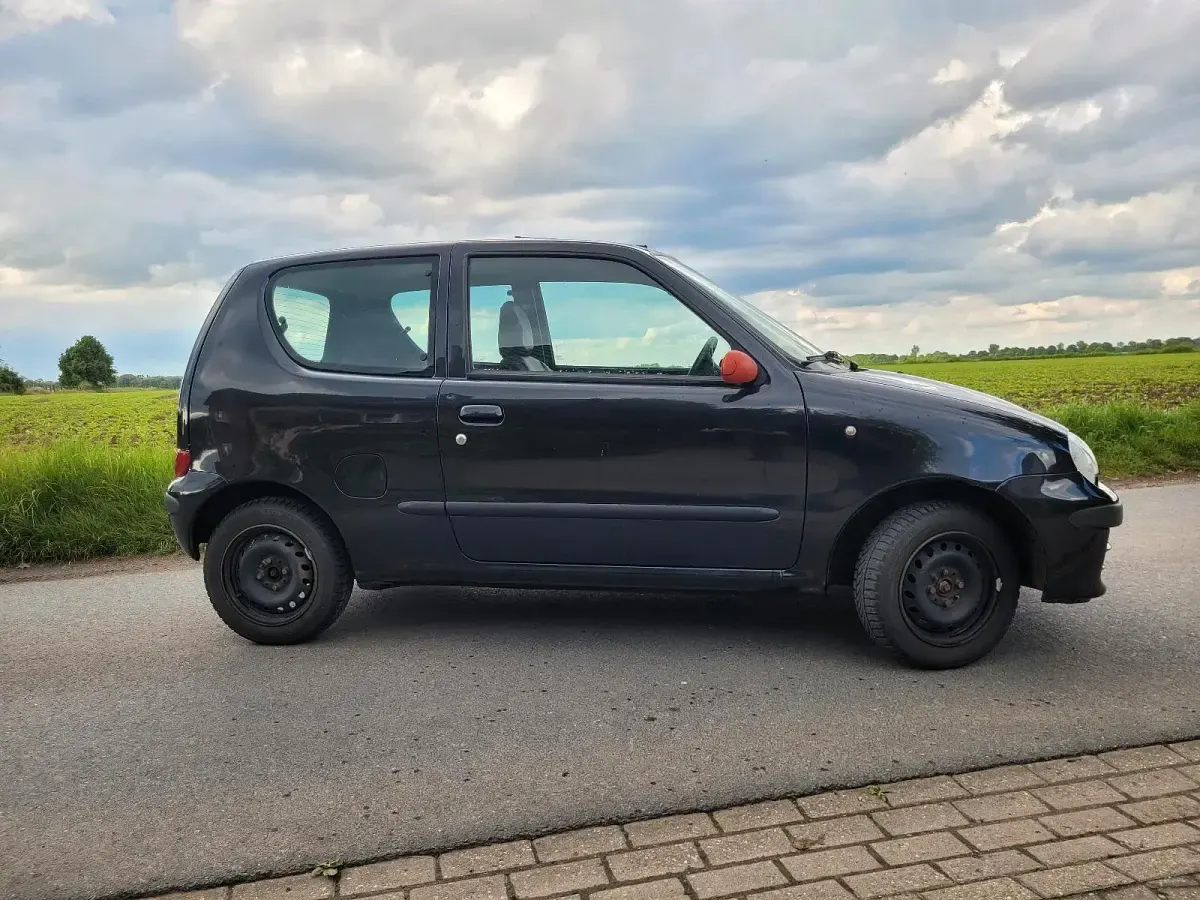 Gebraucht Fiat Seicento 55 PS (40 kW) 2003 Schwarz Kleinwagen