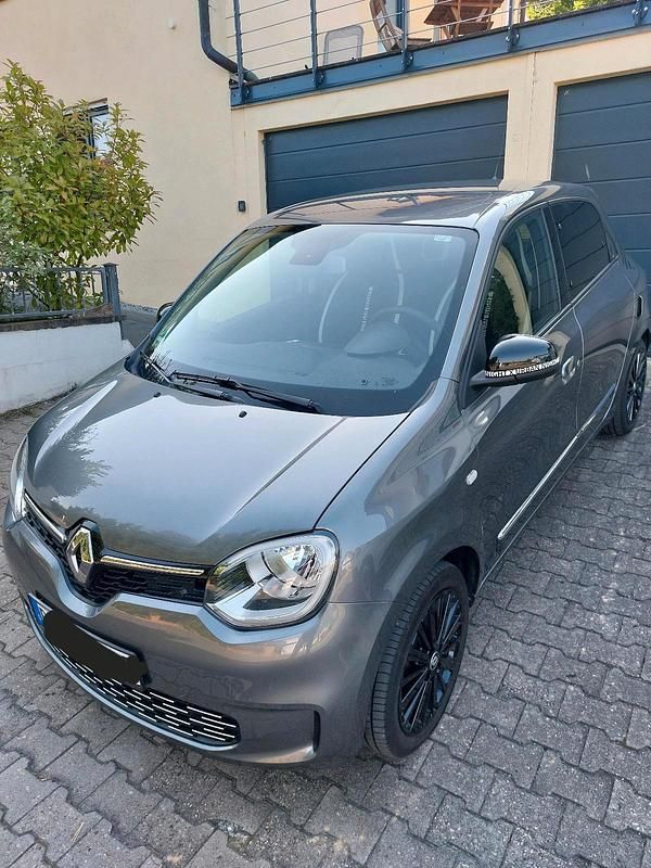 Grau Gebraucht 2023 Renault Twingo Urban Night Kleinwagen | 12.500 € (Fairer Preis) - Bild 1/4