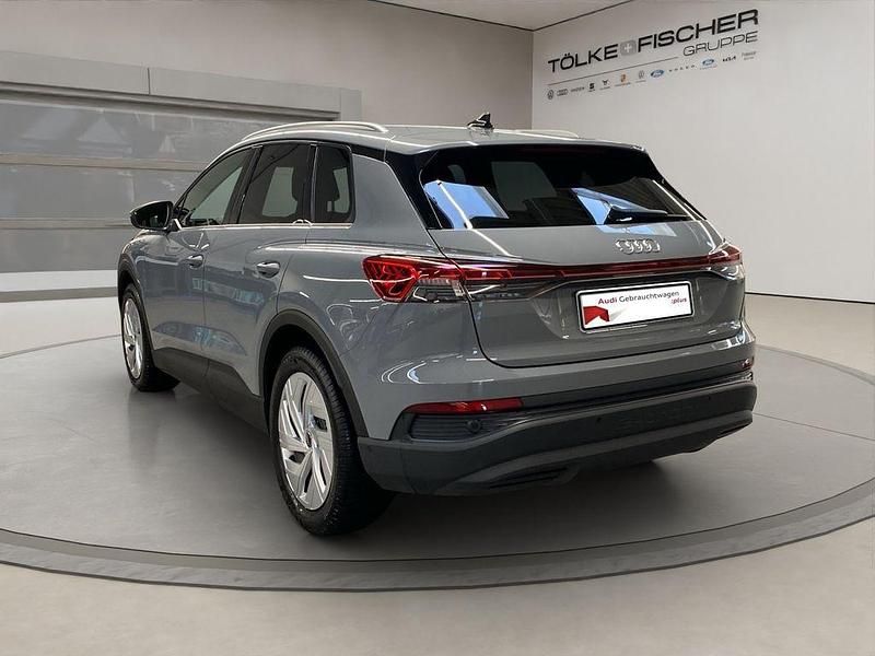 Gebraucht Audi Q4 e-tron Comfort 125 kW (170 PS) 2022 Kieselgrau SUV