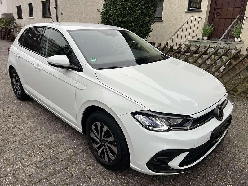 Gebraucht VW Polo Active 80 PS (58 kW) 2022 Weiß Kleinwagen