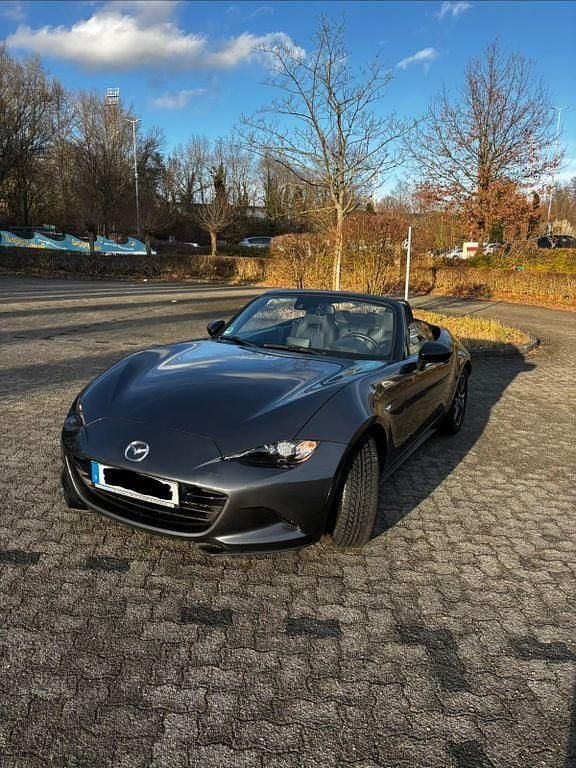 Gebraucht Mazda MX5 Sports-Line 131 PS (96 kW) 2015 Grau Cabrio