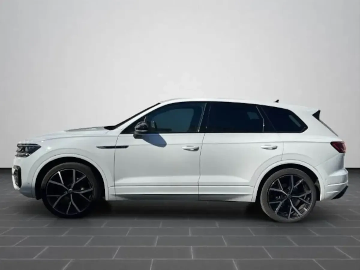 Second-hand VW Touareg Style 231 CP (169 kW) 2022 Alb SUV