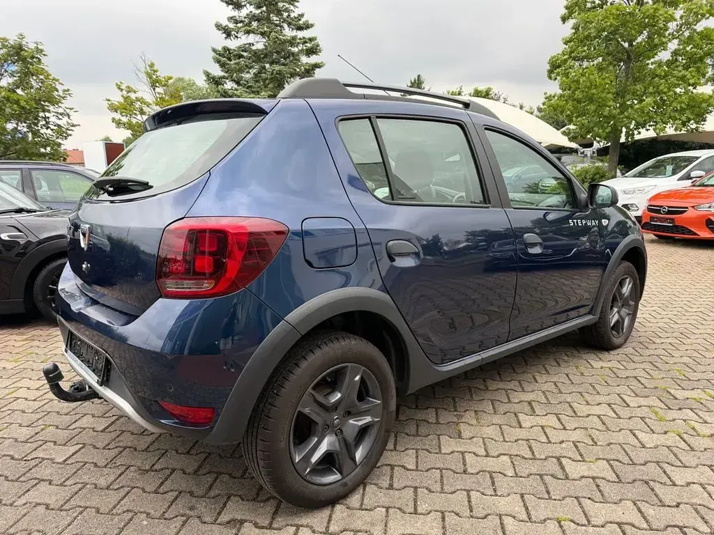 Gebraucht Dacia Sandero Celebration 90 PS (66 kW) 2017 Other Limousine