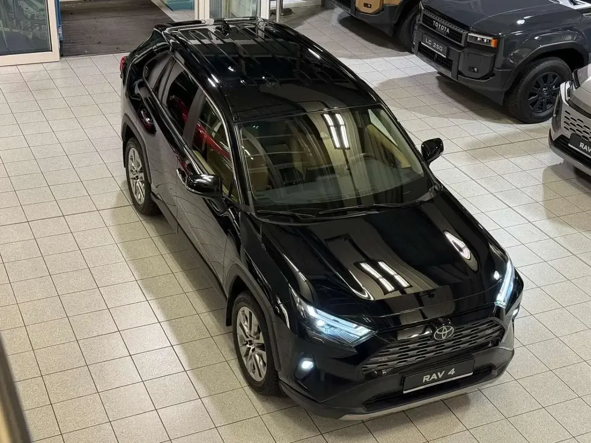 Gebraucht Toyota RAV4 Executive 175 PS (128 kW) 2023 Schwarz SUV
