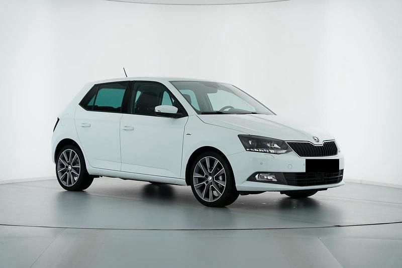 Gebraucht Skoda Fabia Drive 60 PS (44 kW) 2017 Weiß Kleinwagen