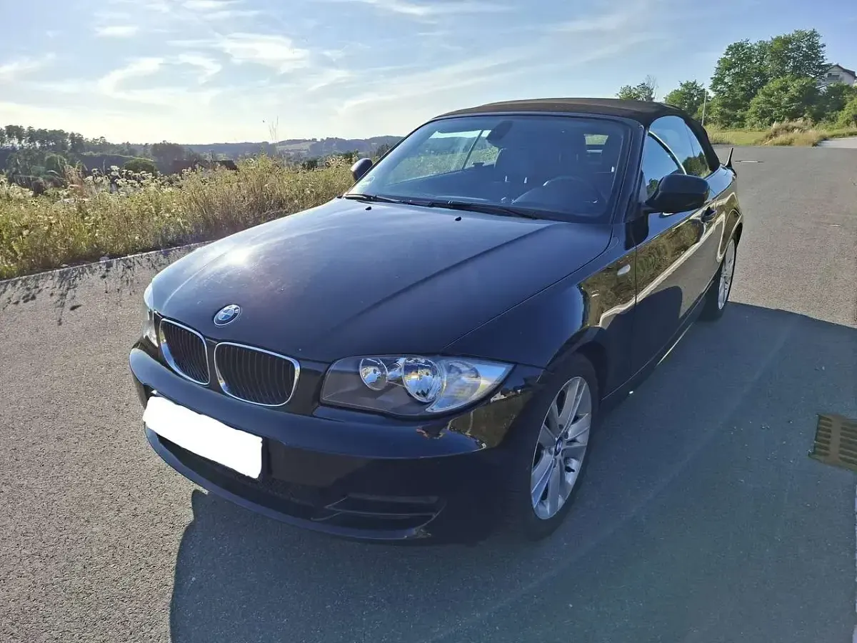 Gebraucht BMW 118 Cabriolet 143 PS (105 kW) 2010 Schwarz Cabrio