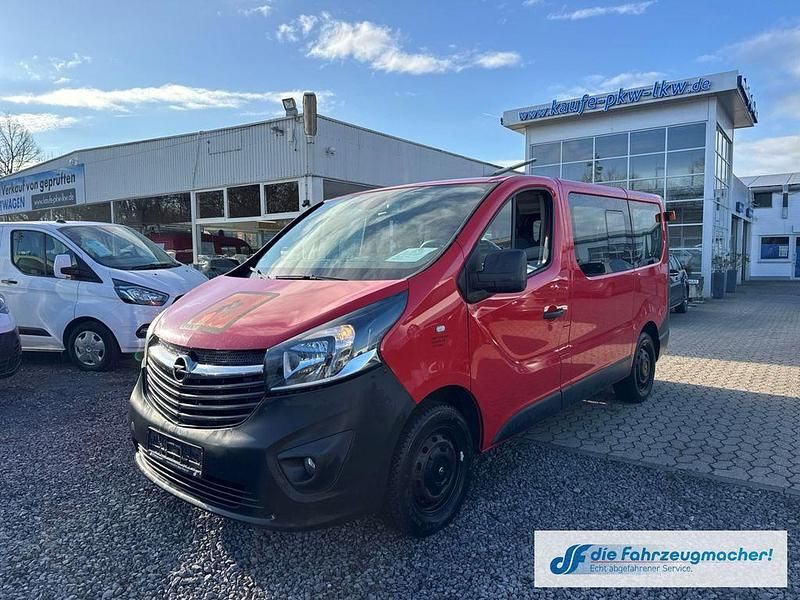 Gebraucht Opel Vivaro 90 PS (66 kW) 2015 Rot Van / Kleinbus