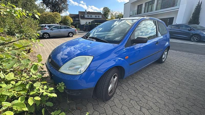 Blau Gebraucht 2002 Ford Fiesta Kleinwagen | 999 € (Fairer Preis) - Bild 1/4