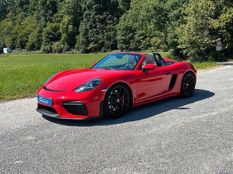 Rot Gebraucht 2022 Porsche 718 Boxster Cabrio | 104.900 € (Etwas zu teuer) - Bild 1/4
