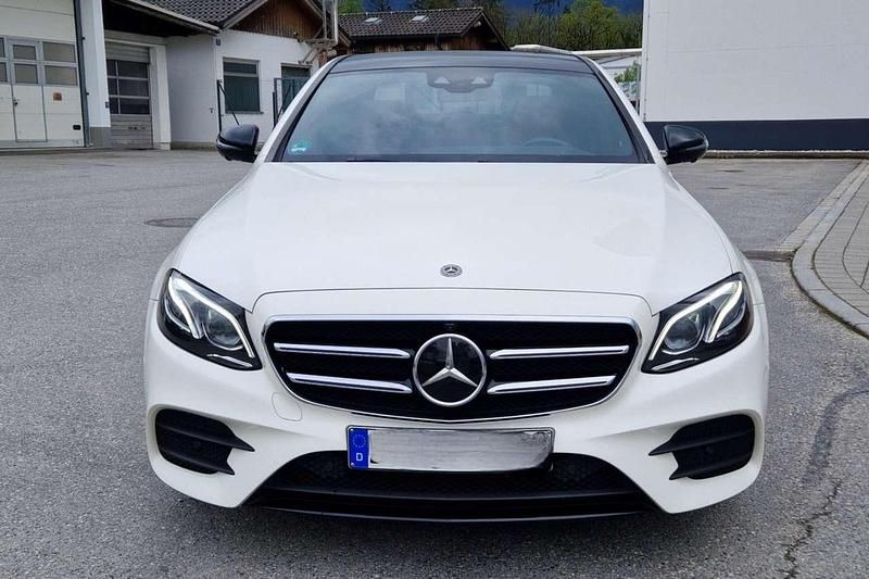 Gebraucht Mercedes E400 AMG line 340 PS (250 kW) 2018 Weiß Limousine