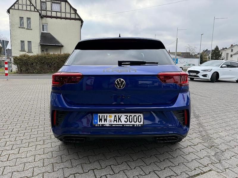 Gebraucht VW T-Roc R-line 150 PS (110 kW) 2024 Lapiz blue metallic SUV