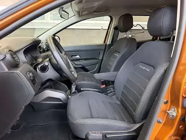 Second-hand Dacia Duster Anniversary 131 CP (96 kW) 2019 Portocaliu SUV
